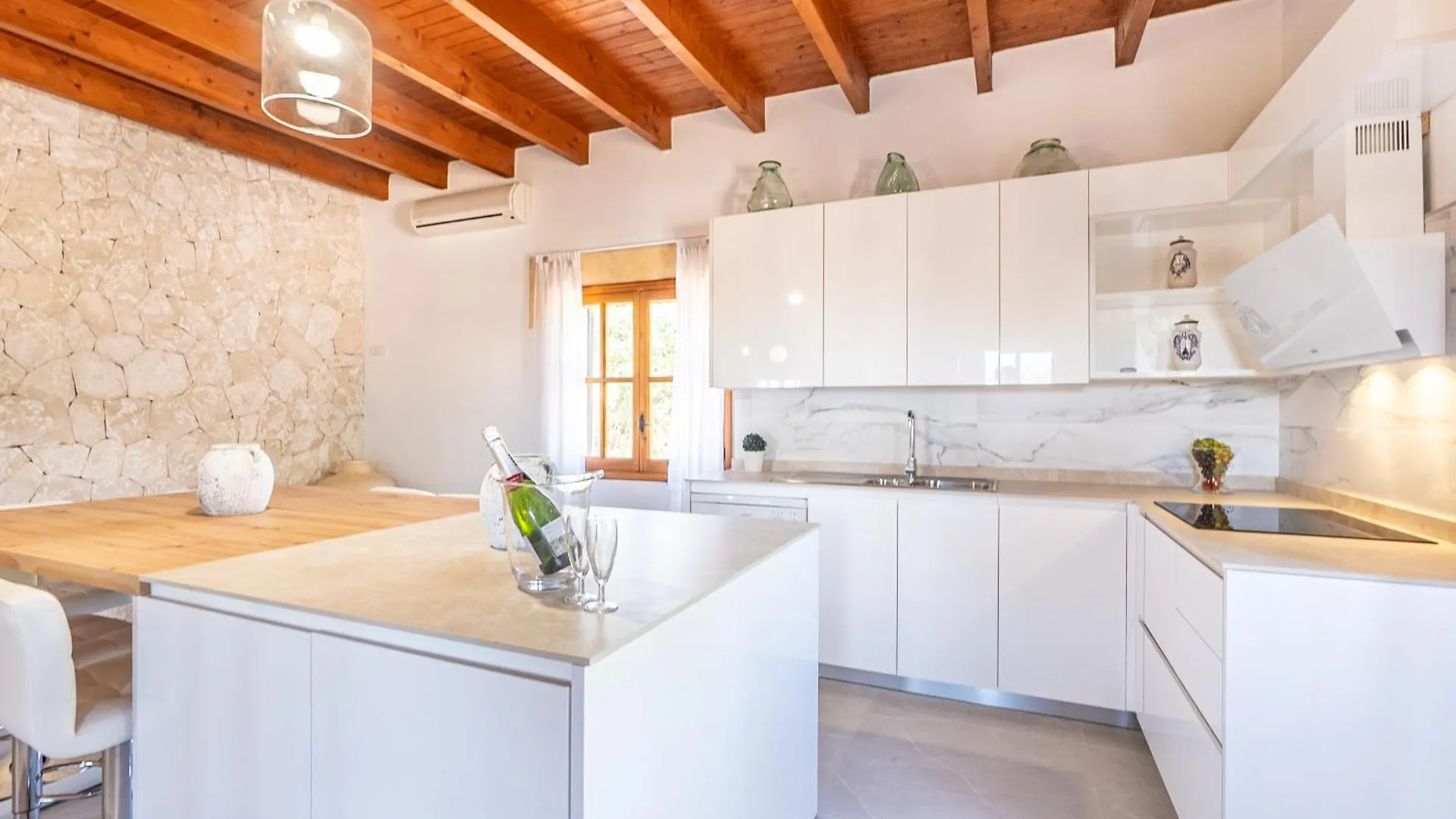 Villa Agueda Muro 0*,  Spain