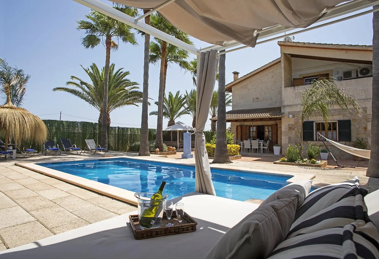 Villa Agueda location